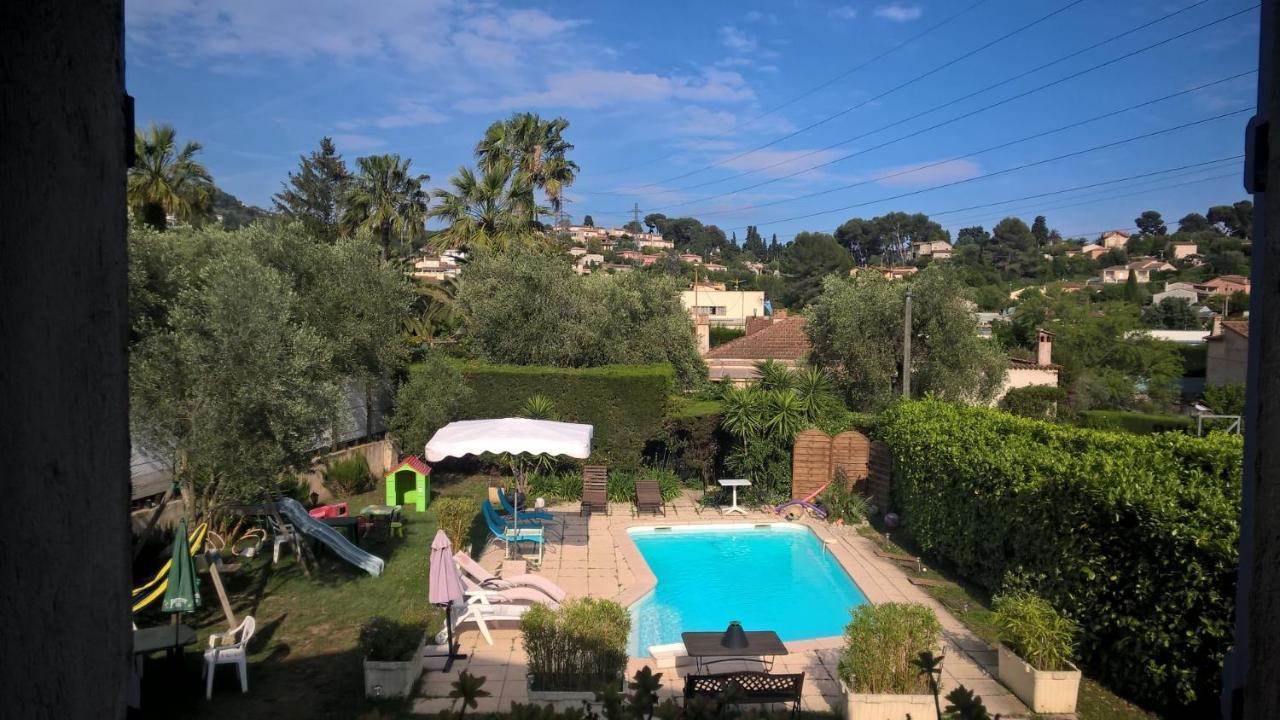 Parfums D'Azur Bed and Breakfast Le Cannet Exteriör bild
