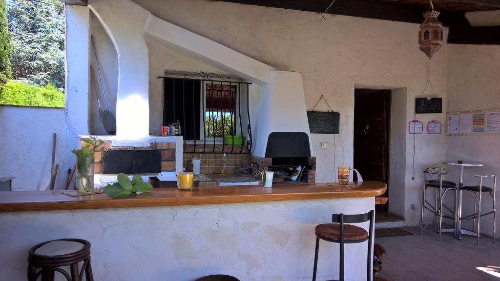 Parfums D'Azur Bed and Breakfast Le Cannet Exteriör bild