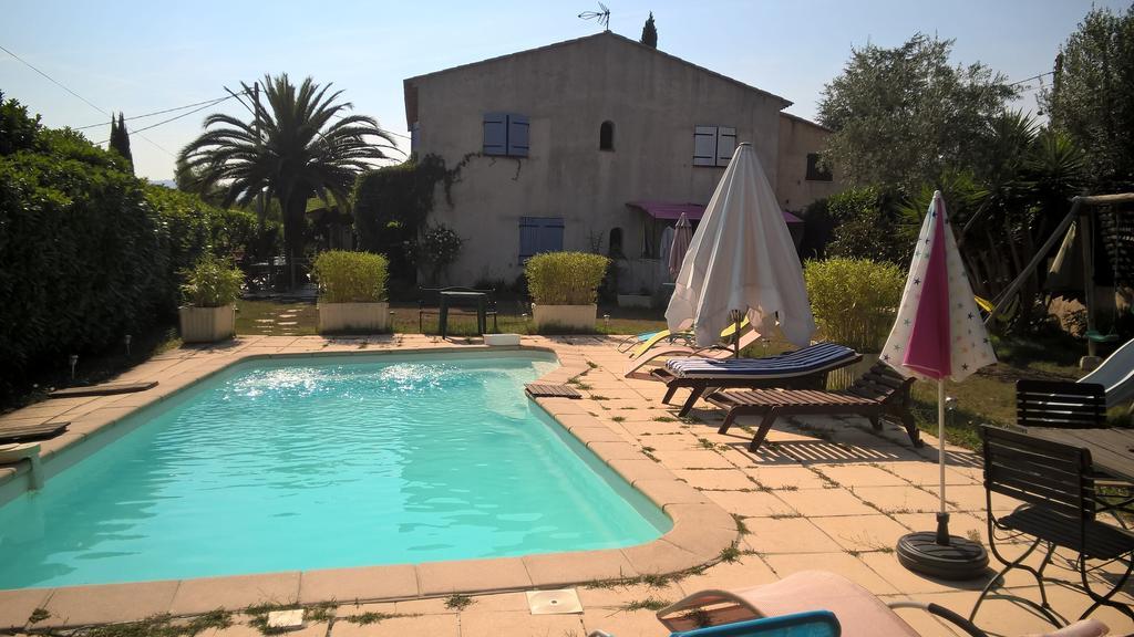 Parfums D'Azur Bed and Breakfast Le Cannet Exteriör bild