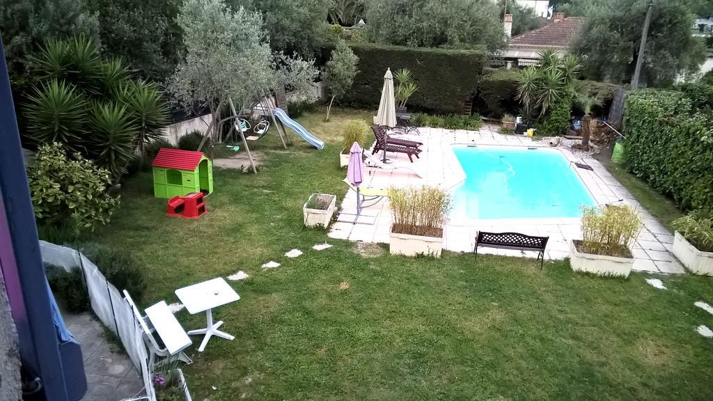 Parfums D'Azur Bed and Breakfast Le Cannet Rum bild
