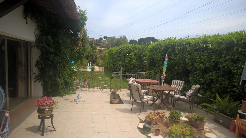 Parfums D'Azur Bed and Breakfast Le Cannet Exteriör bild