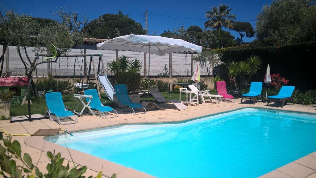 Parfums D'Azur Bed and Breakfast Le Cannet Exteriör bild