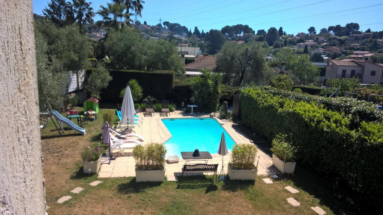 Parfums D'Azur Bed and Breakfast Le Cannet Exteriör bild